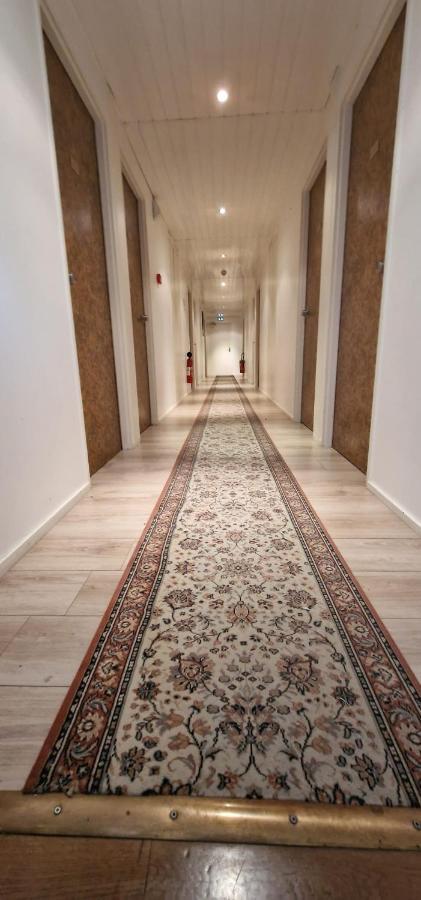 Kyriad Direct Hotel 2*