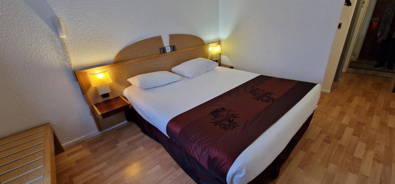 Kyriad Direct 2*