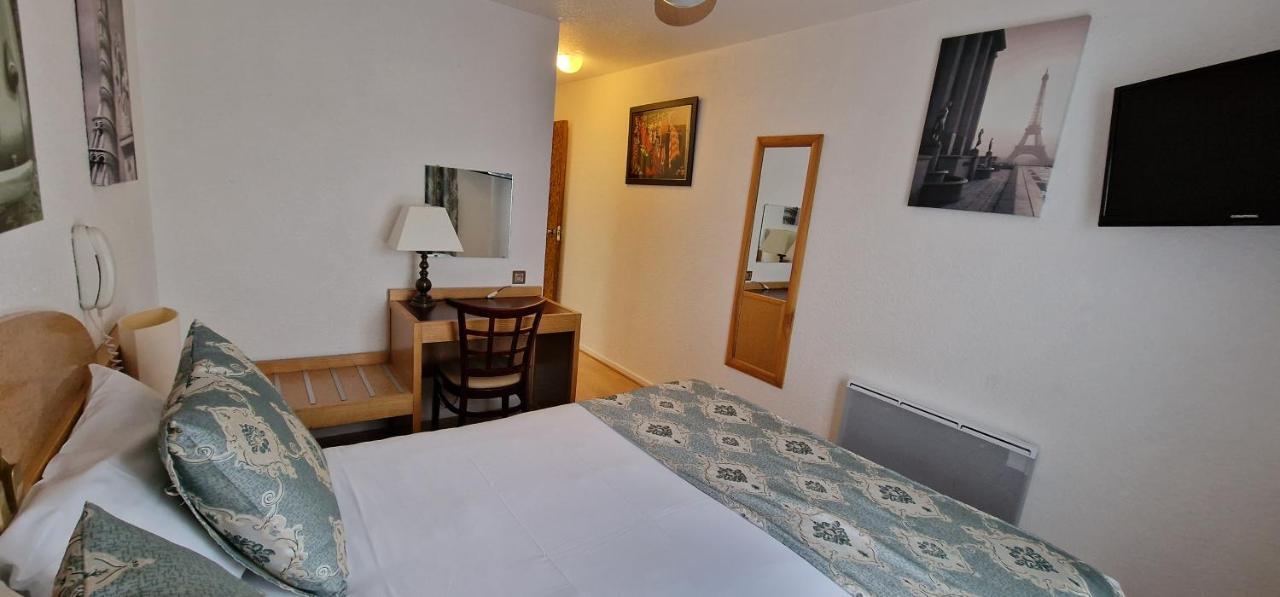 Kyriad Direct Hotel 2*